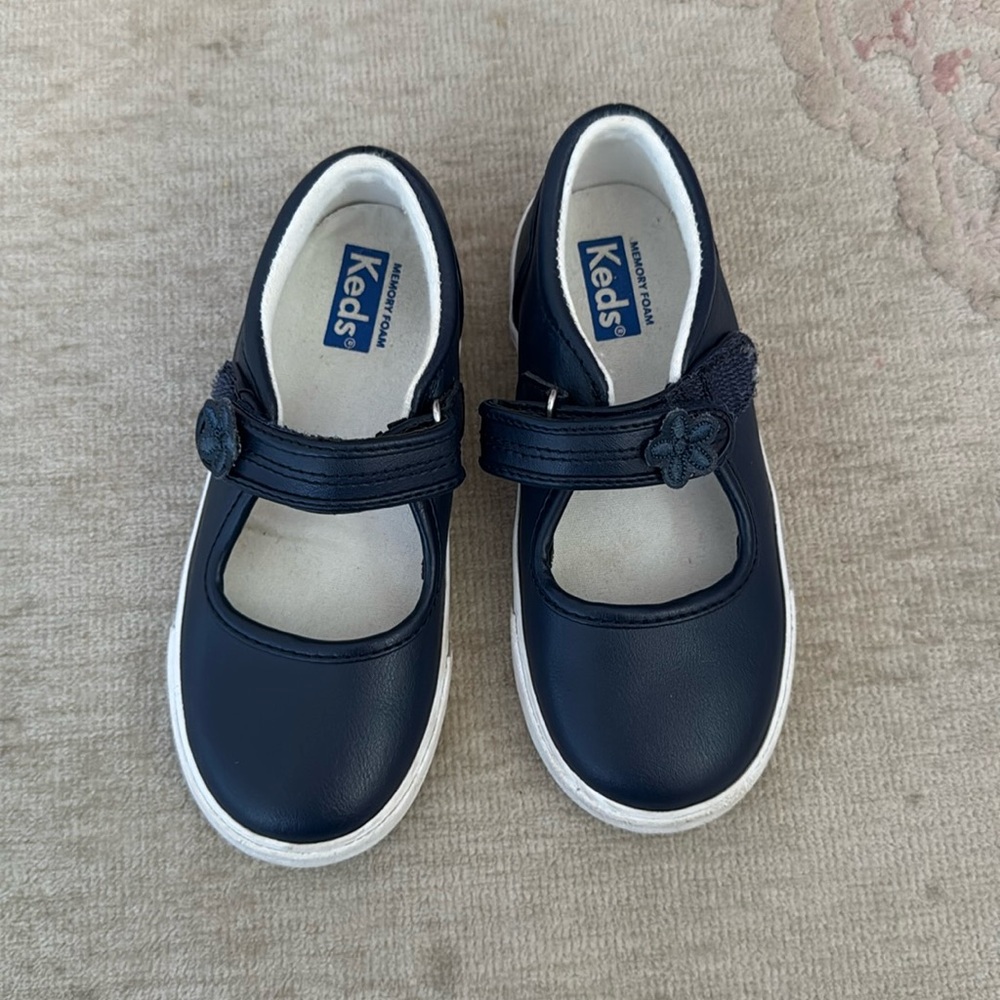 Keds Leather Navy Blue Mary Jane’s 9.5M